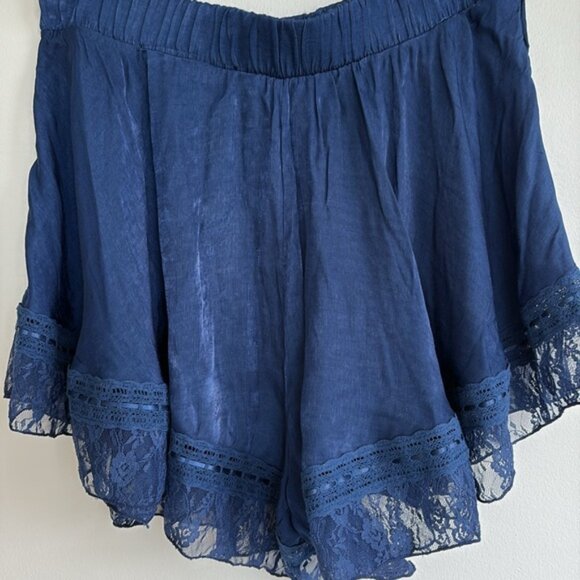 Morning Breeze Shorts Solid Navy Peony - Picture 4 of 8